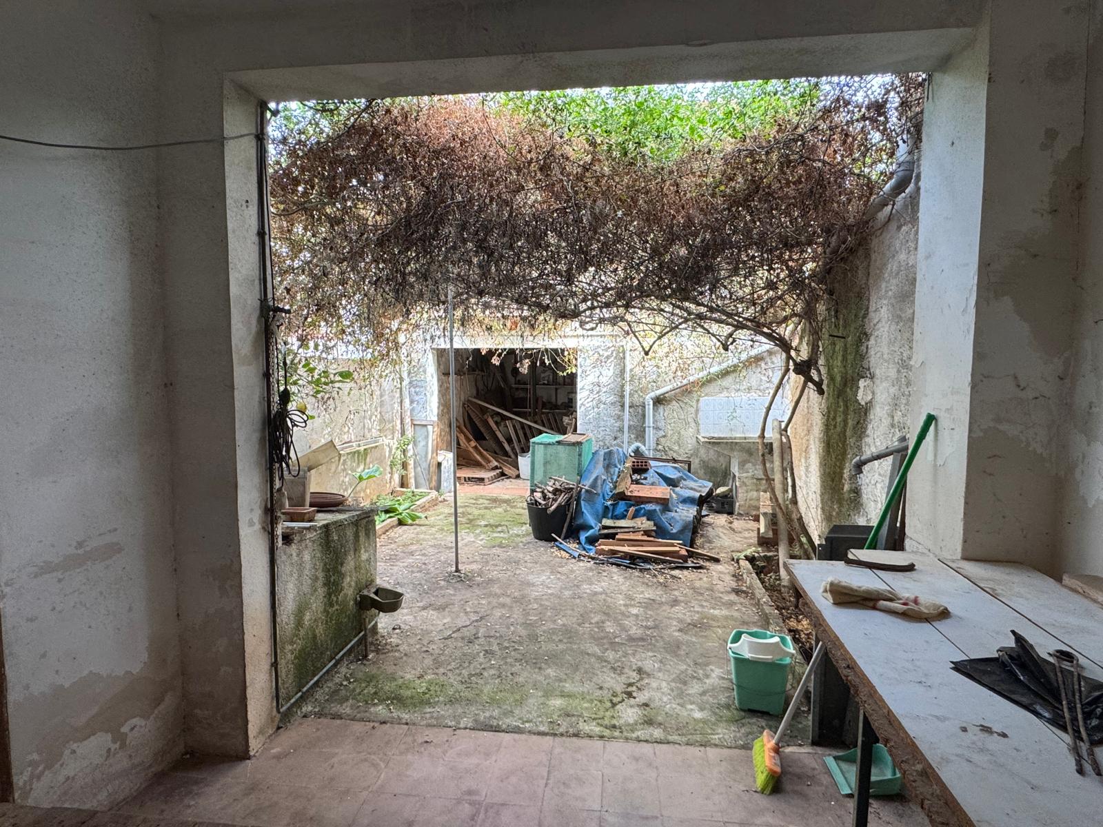 Casa de pueblo en Senija para reforma integral