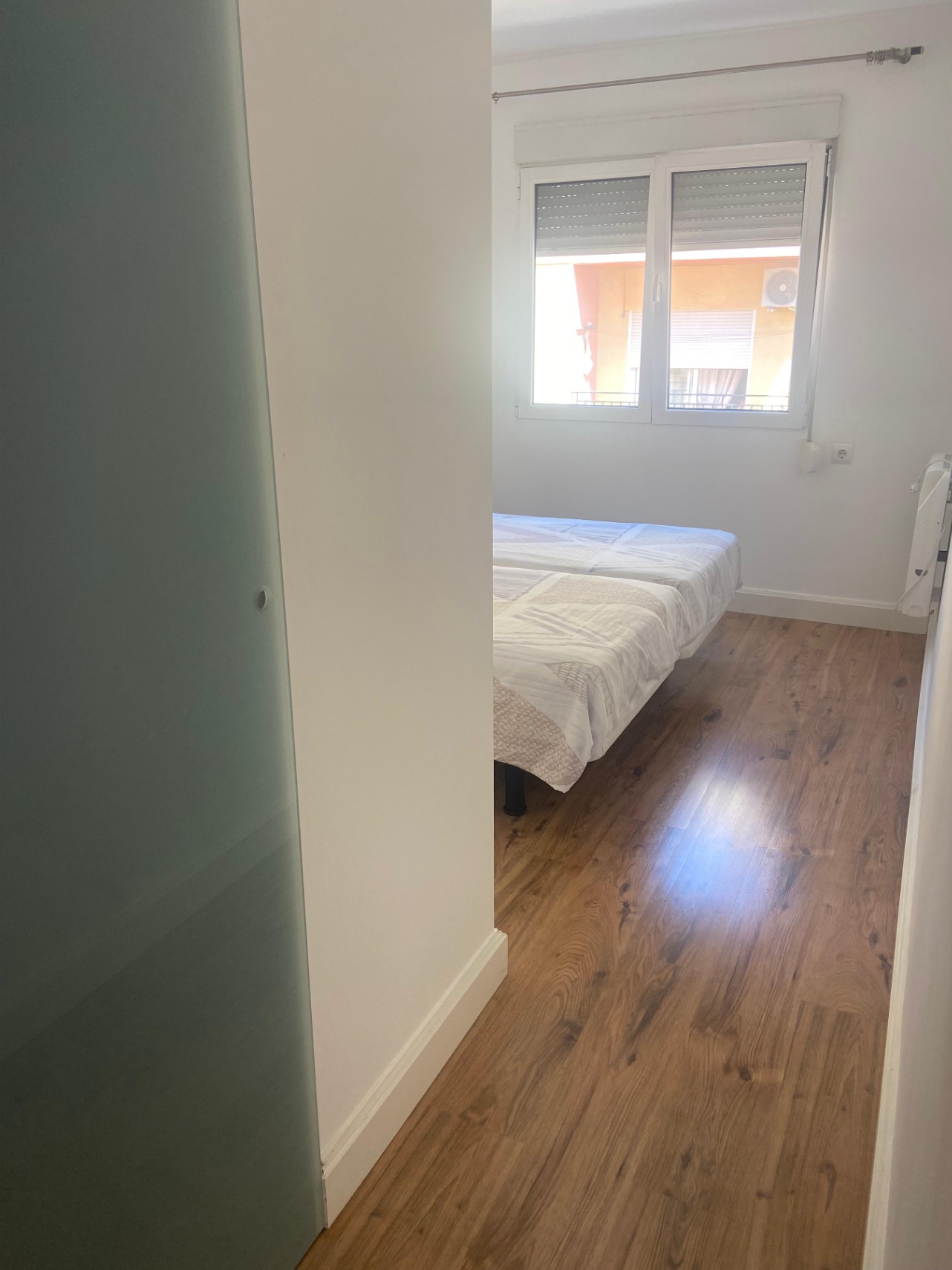 Appartement te Huur in Benissa met Spectaculaire Terras en Panoramisch Uitzicht op de Zee en de Bergen van Bernia en Oltà