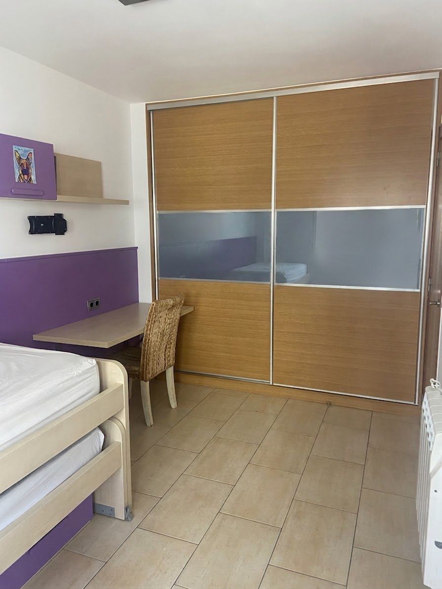 Appartement te Huur in Benissa met Spectaculaire Terras en Panoramisch Uitzicht op de Zee en de Bergen van Bernia en Oltà