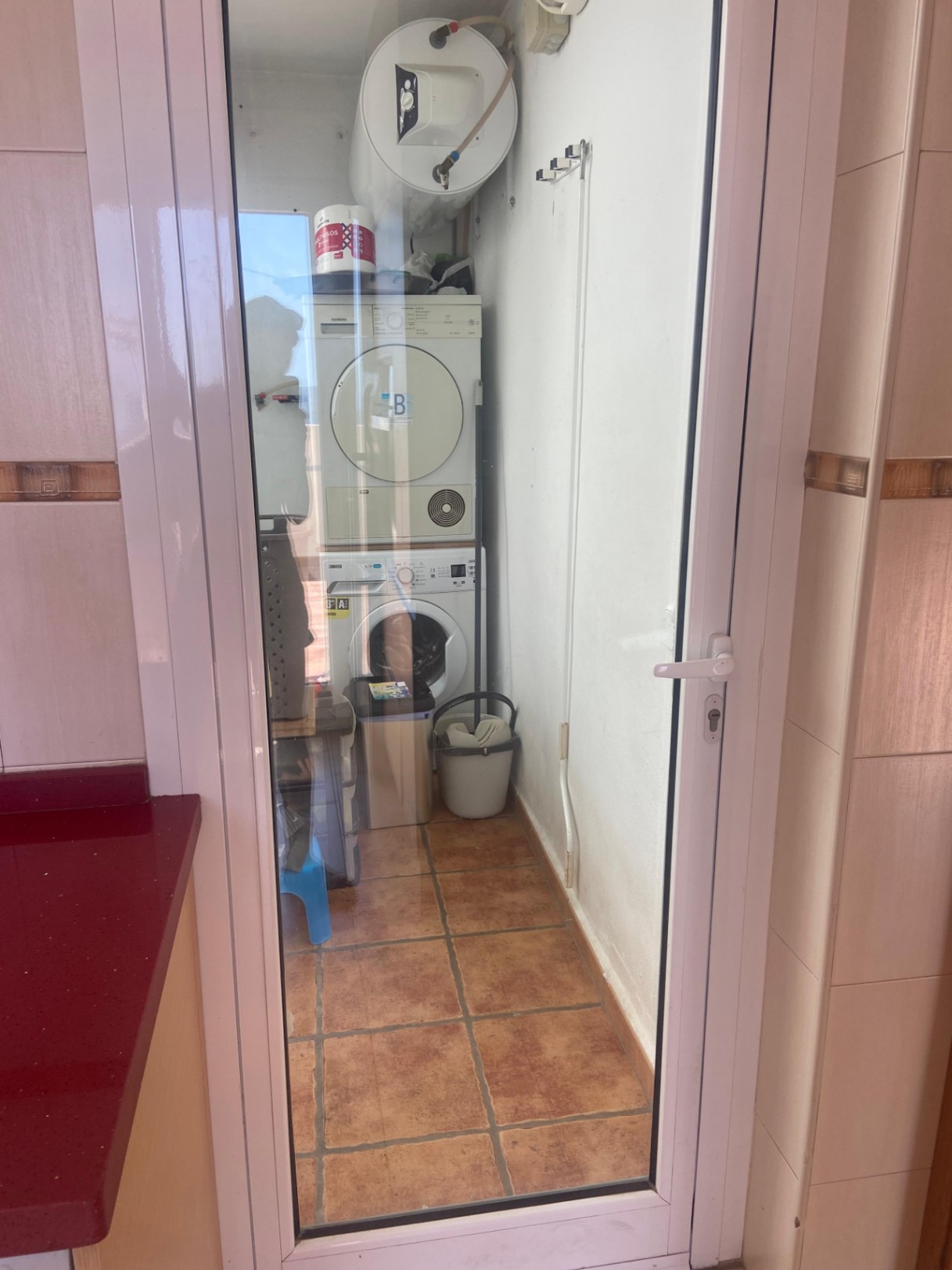 Appartement te Huur in Benissa met Spectaculaire Terras en Panoramisch Uitzicht op de Zee en de Bergen van Bernia en Oltà