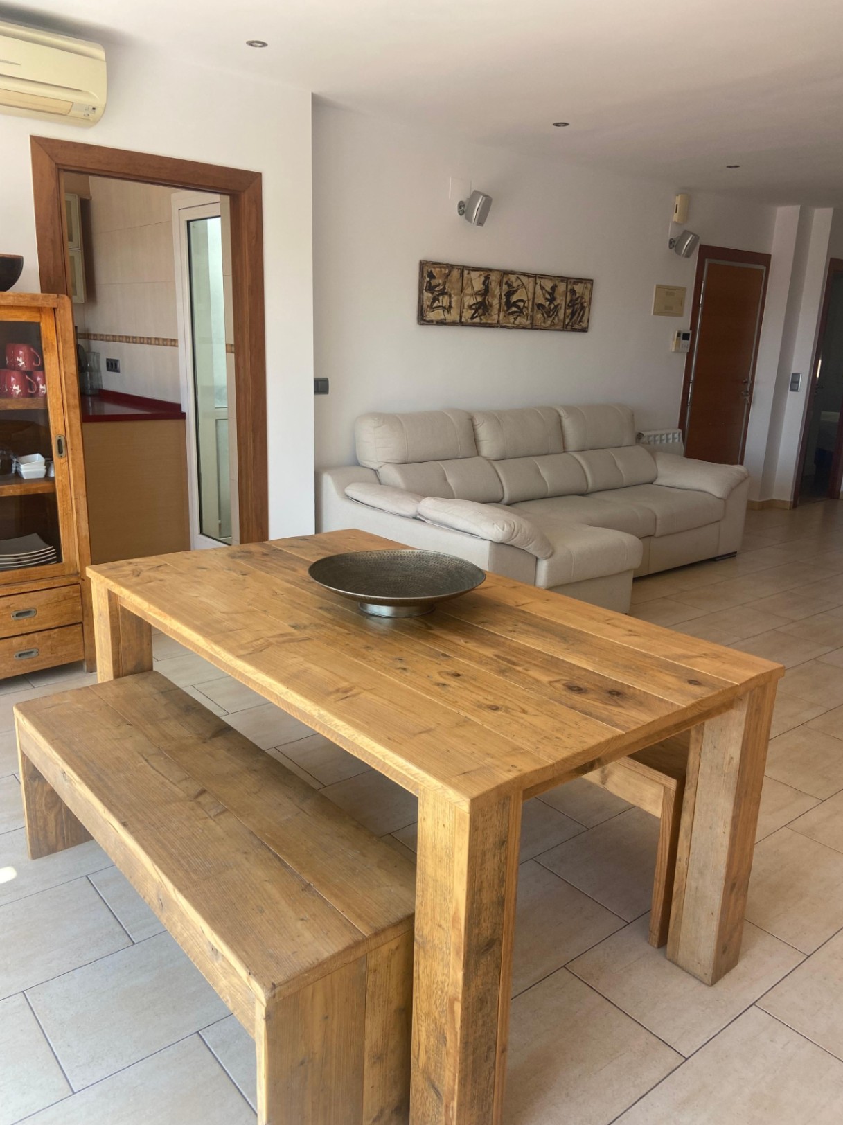 Appartement te Huur in Benissa met Spectaculaire Terras en Panoramisch Uitzicht op de Zee en de Bergen van Bernia en Oltà