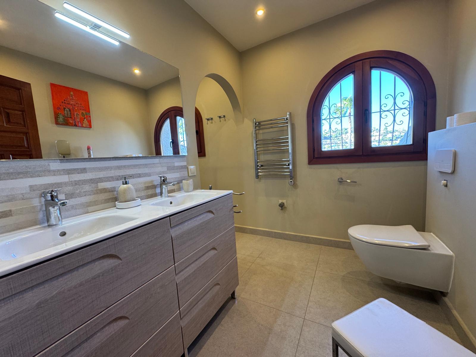 Villa in Urbanisatie San Jaime, Benissa