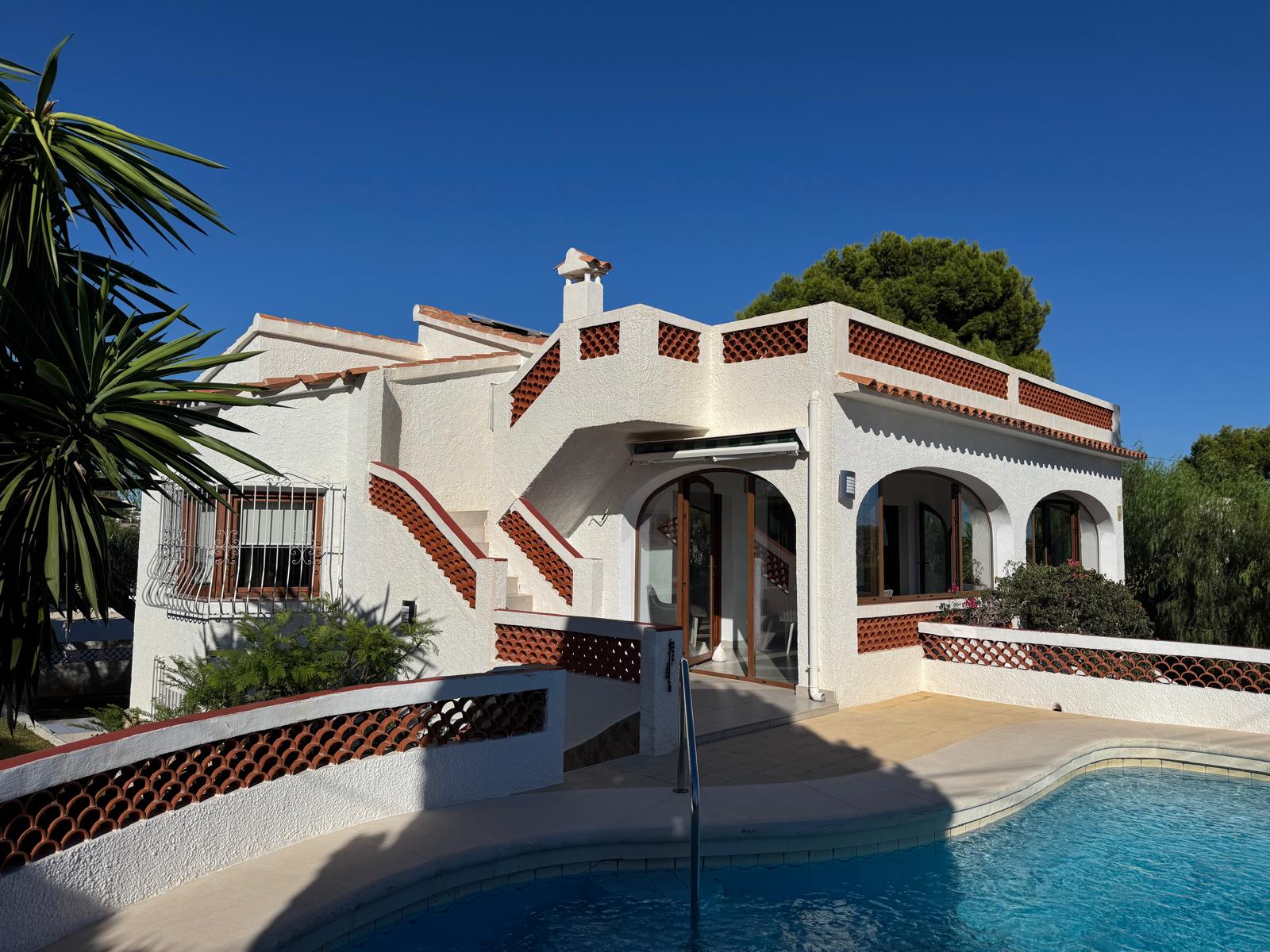 Villa in Urbanisatie San Jaime, Benissa