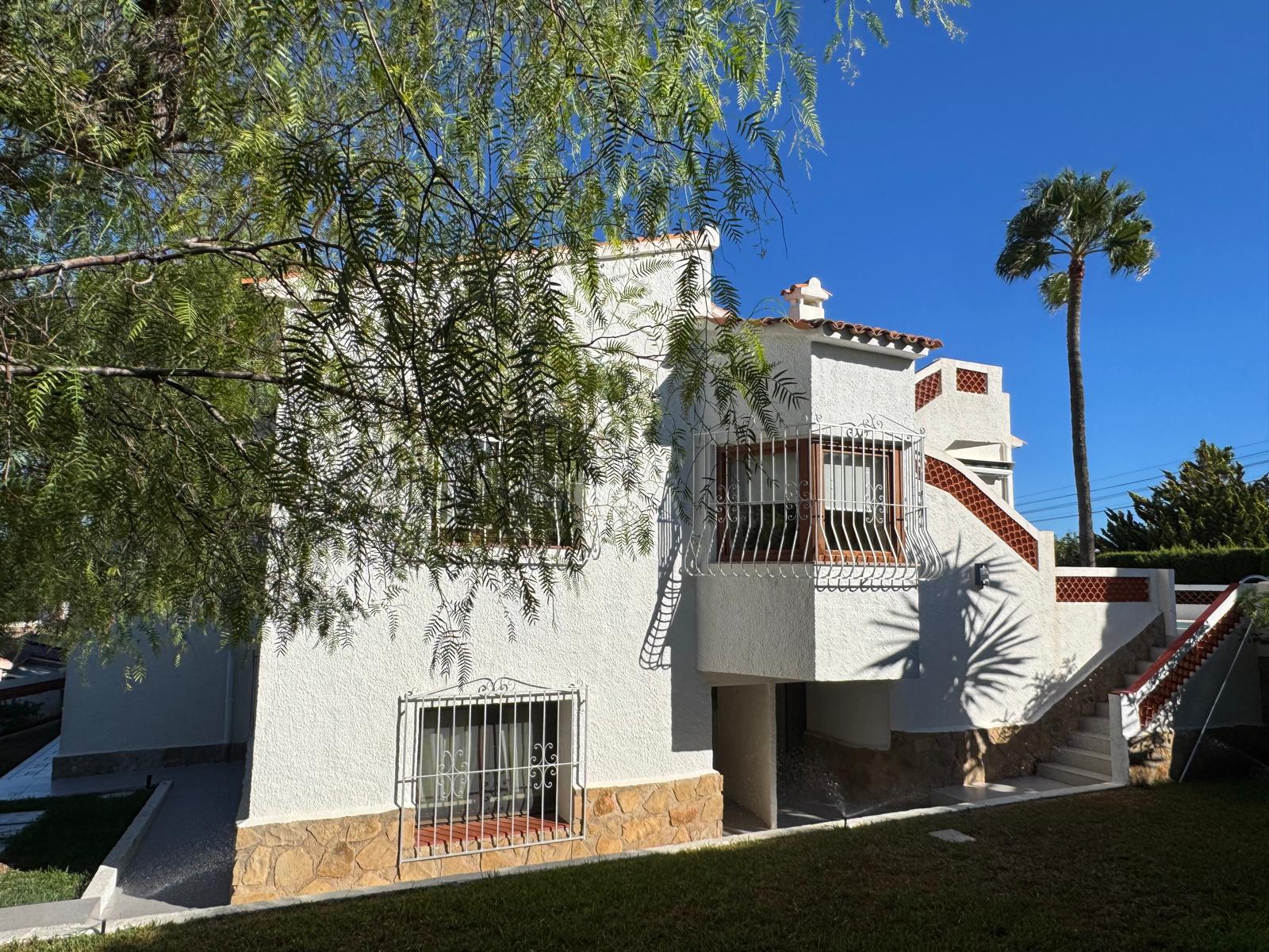 Villa in Urbanisatie San Jaime, Benissa