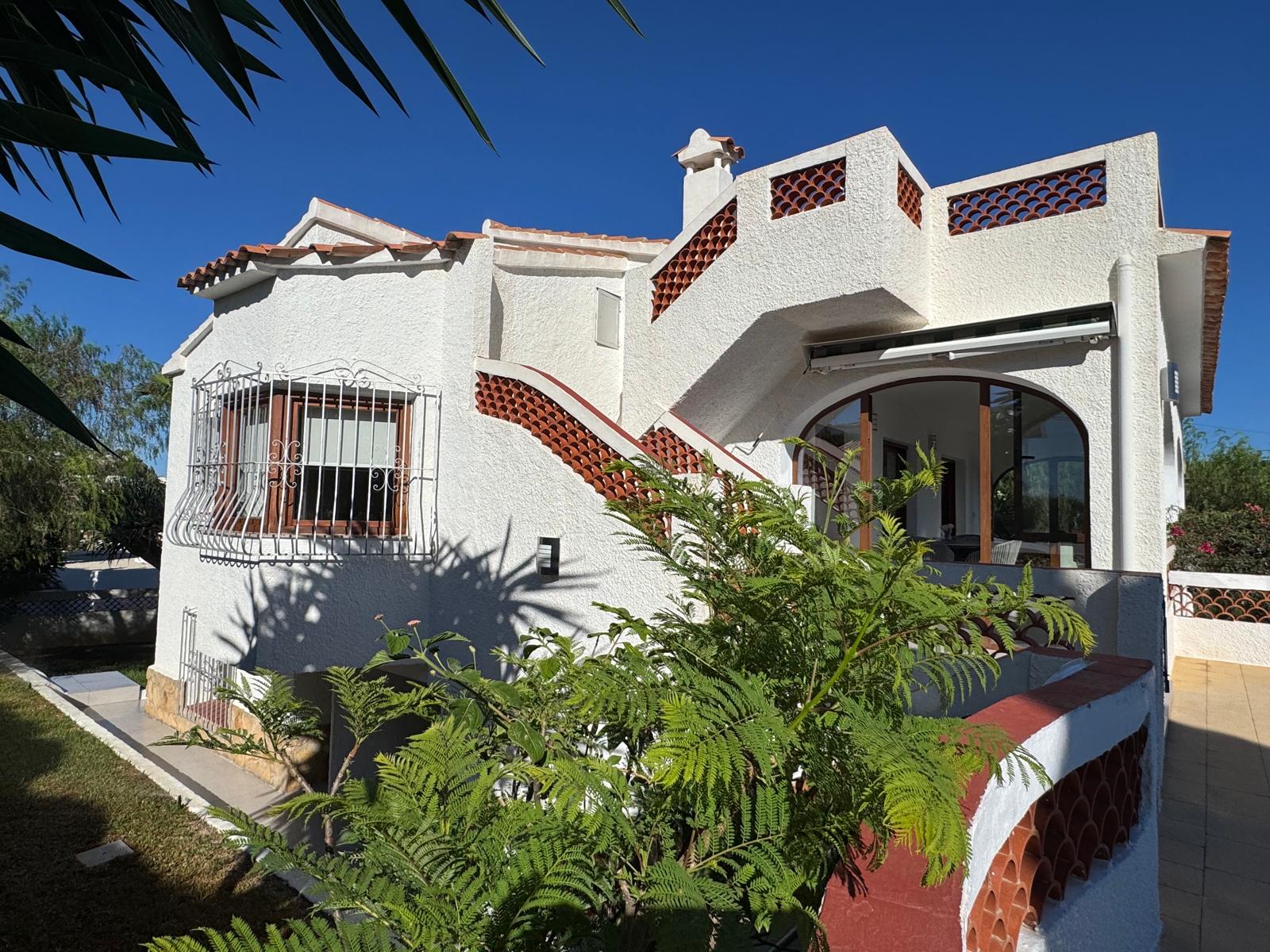 Villa in Urbanisatie San Jaime, Benissa