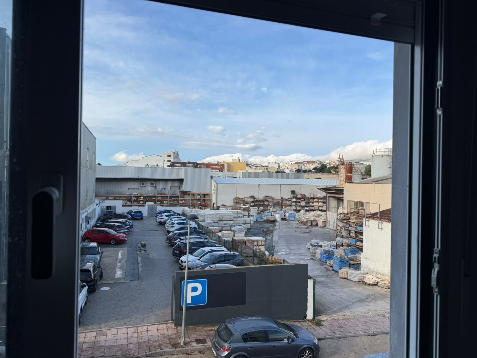 Nave industrial en alquiler a largo plazo en Benissa 
