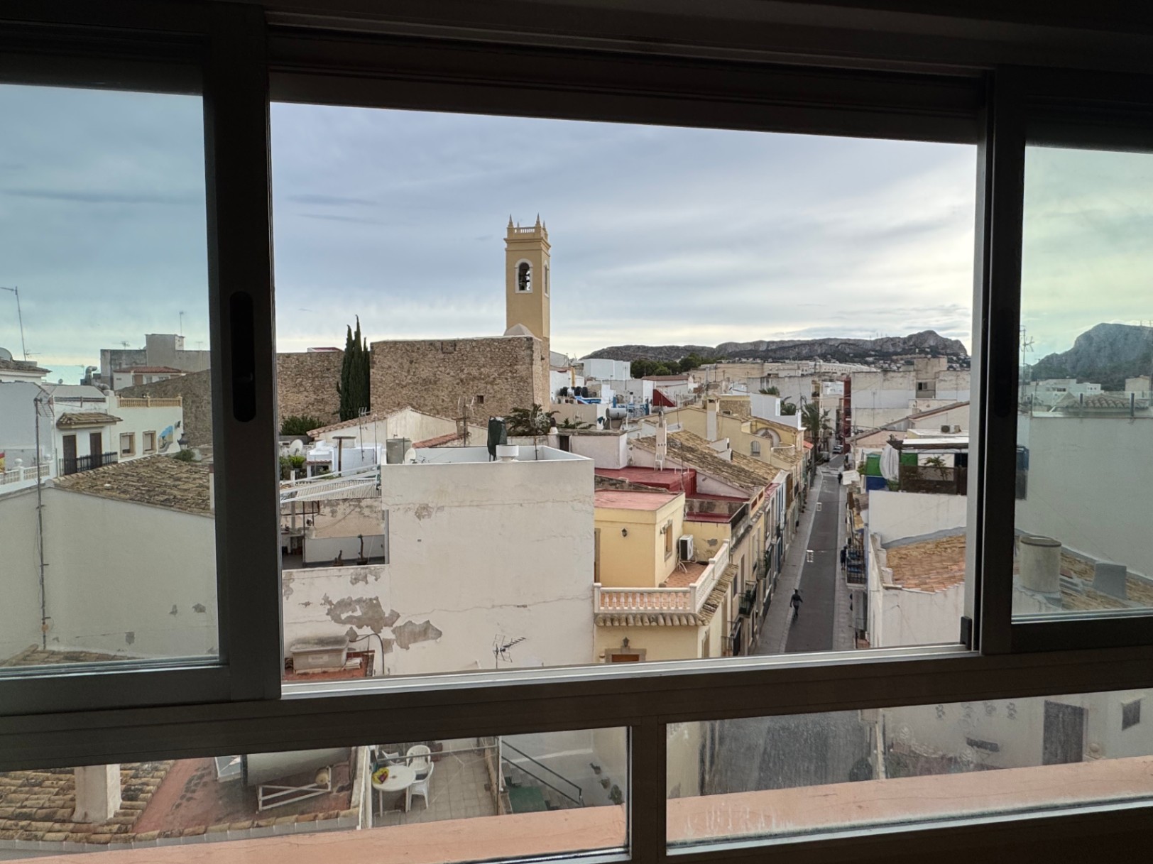Piso en venta de 4 dormitorios en Calpe - Centro, Alicante