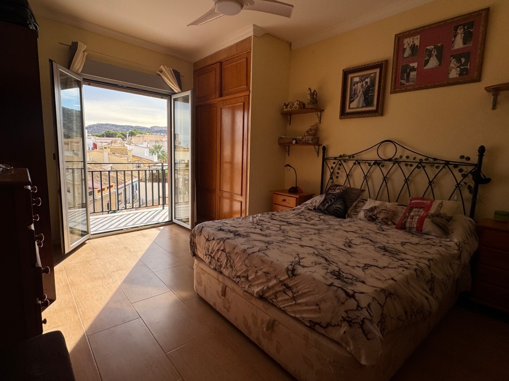 Piso en venta de 4 dormitorios en Calpe - Centro, Alicante