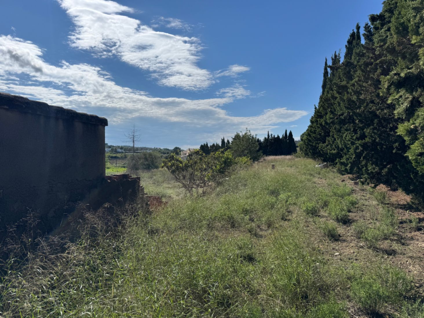 Pacela a la venta muy cerca de Benissa 