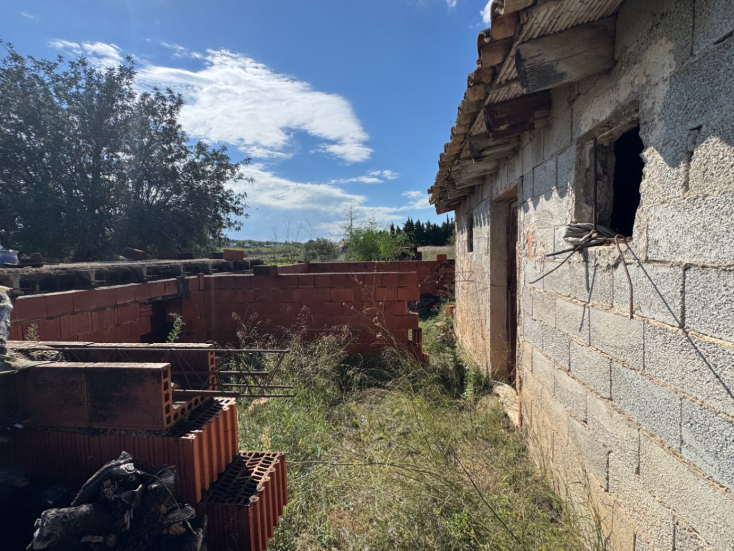 Pacela a la venta muy cerca de Benissa 