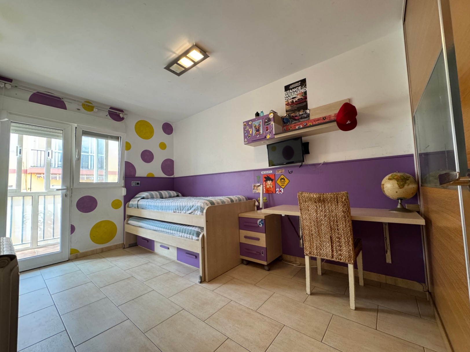 Piso en Alquiler en Benissa con Espectacular Terraza y Vistas Panorámicas al Mar y a las Montañas de Bernia y Oltà