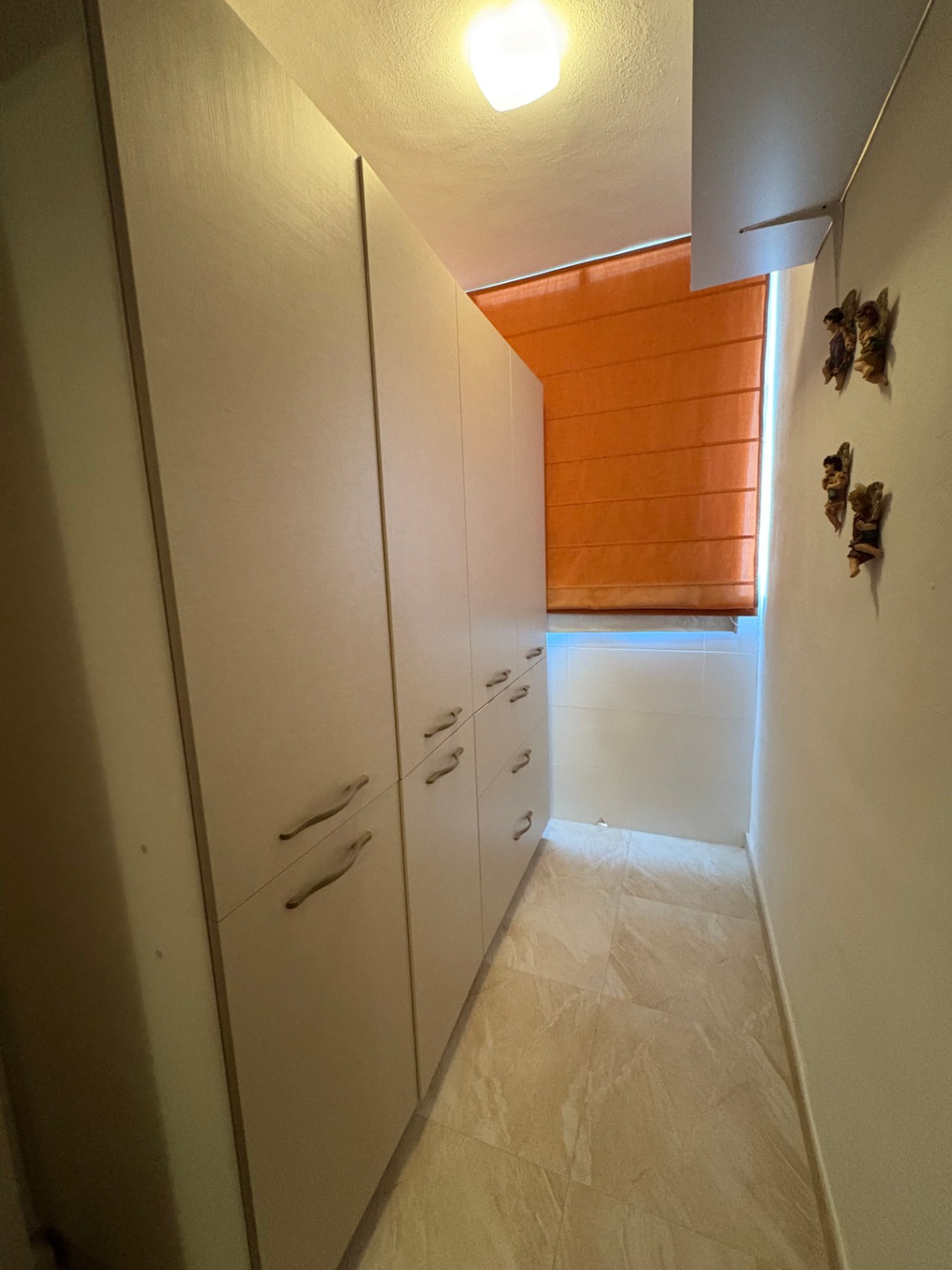 ¡Amplio piso en alquiler en Benissa, ideal para quienes buscan tranquilidad y comodidad!