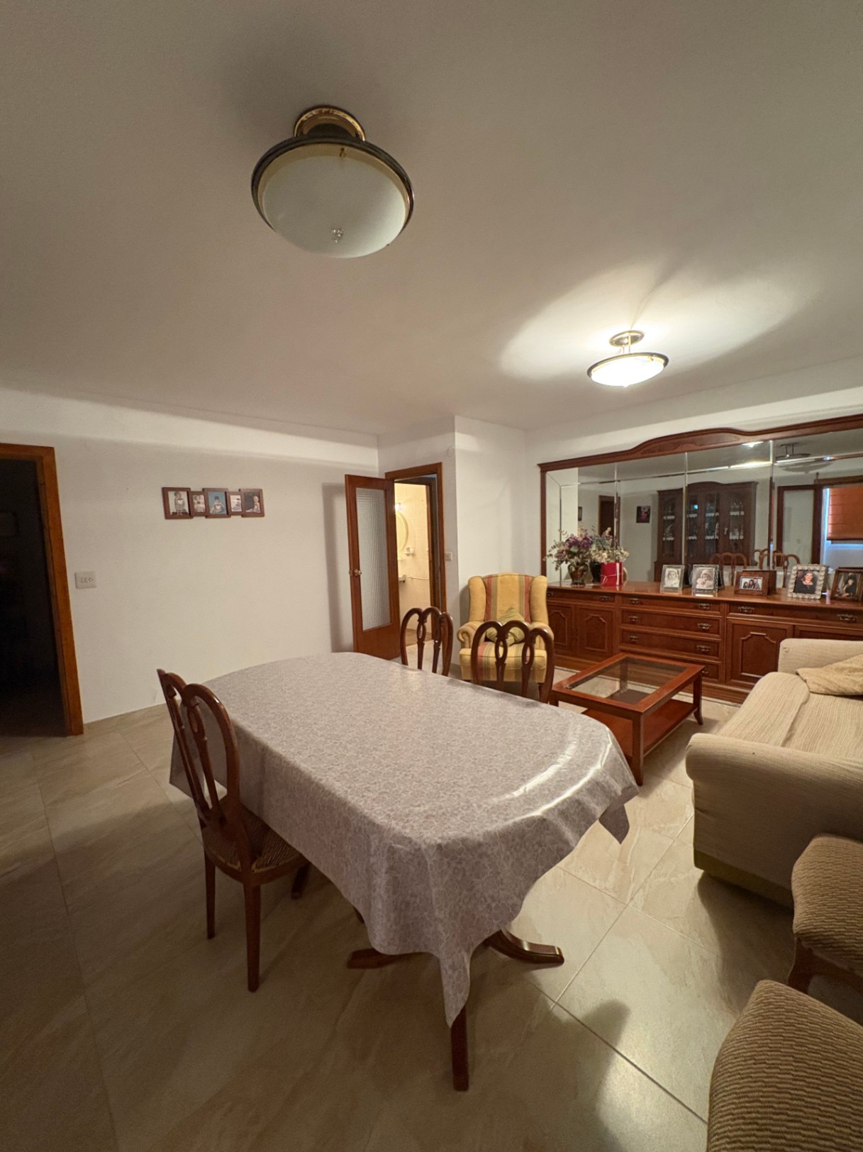 ¡Amplio piso en alquiler en Benissa, ideal para quienes buscan tranquilidad y comodidad!